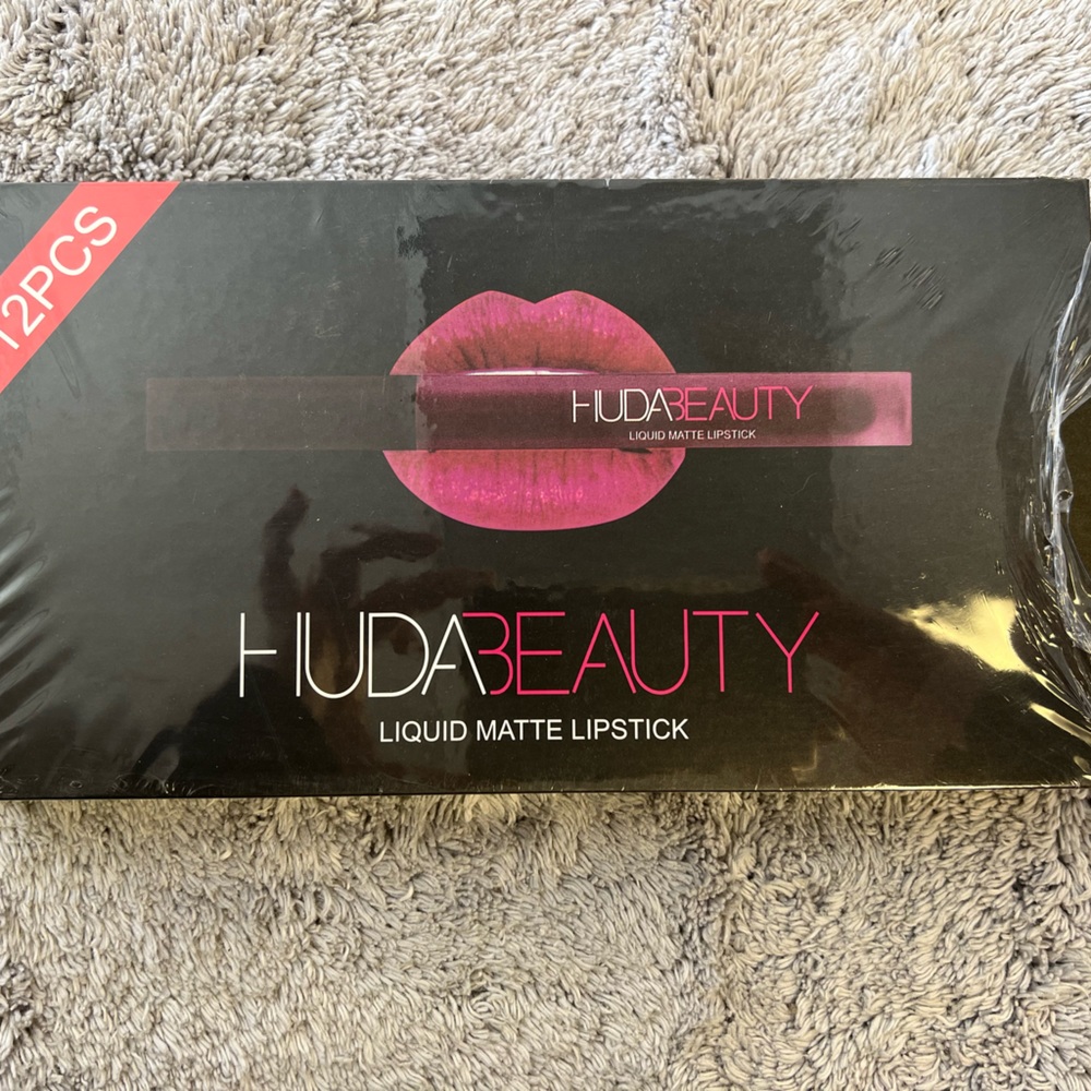 Hudabeauty - Picture 2 of 2
